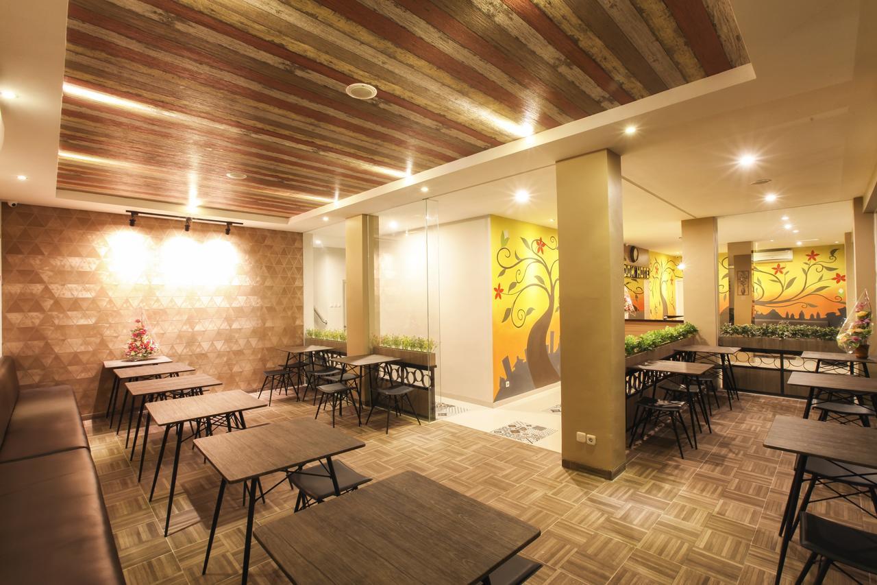 Dom Hotel Jogja Ngaglik Ngoại thất bức ảnh