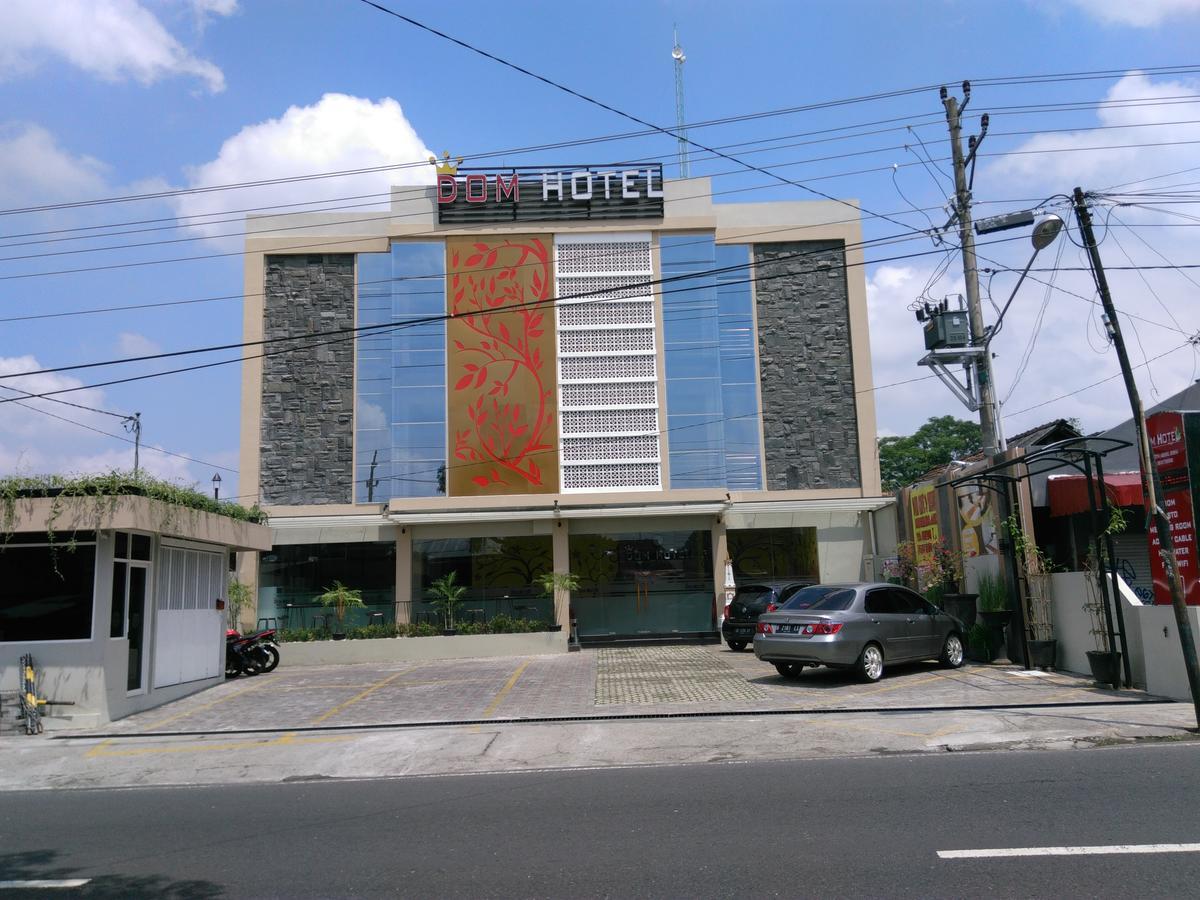 Dom Hotel Jogja Ngaglik Ngoại thất bức ảnh