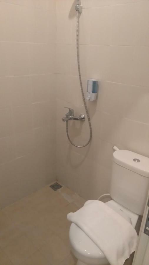 Dom Hotel Jogja Ngaglik Ngoại thất bức ảnh